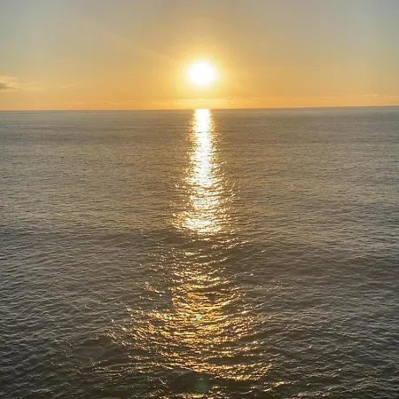 Perfect Sunset I *